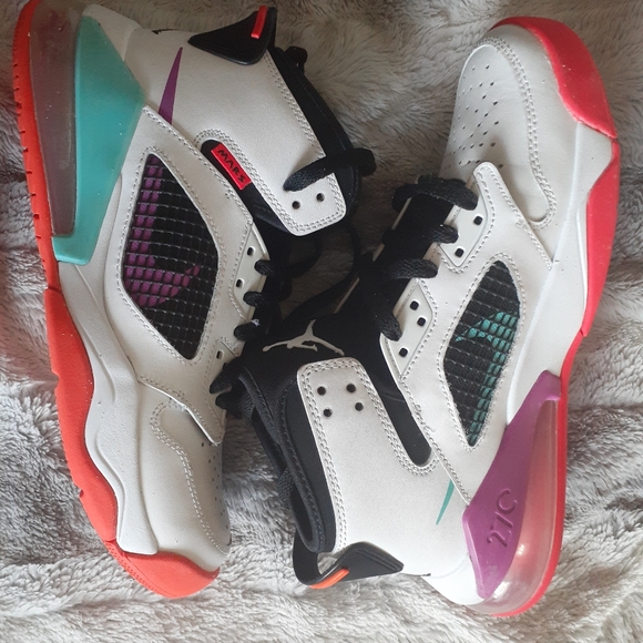 Jordan Mars 270 (GS) - Picture 5 of 5